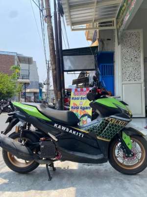 Yahama aerox 2022 lokasi di Simokerto, tersedia melalui melalui situs Olx