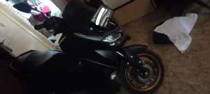 Yamaha n-max pajek idup panjang lokasi di Cipondoh, tersedia melalui melalui situs Olx