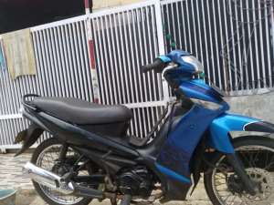 Jual bekas Yamaha Vega 2010 Surat Lengkap B Depok,lokasi di Cipayung