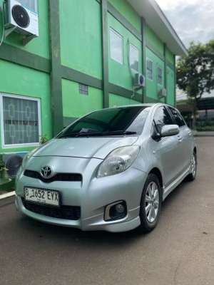 Jual bekas YARIS E Automatic 2012,lokasi di 