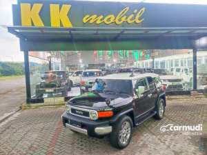 2011 Toyota FJ Cruiser 4.0 SUV , tersedia melalui melalui situs Carmudi