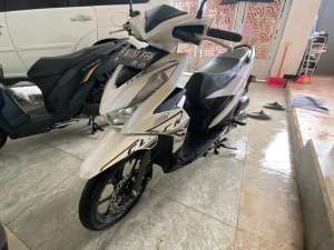 Beat Duluxe 2020 lokasi di Gunung Putri, tersedia melalui melalui situs Olx