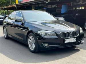 BMW 520i AT HITAM 2013 , tersedia melalui melalui situs Cintamobil