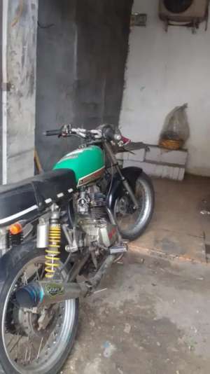 Cb basic gl 100 series lokasi di Bojonggede, tersedia melalui melalui situs Olx