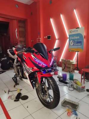 CBR facelift 2020 lokasi di Sambikerep, tersedia melalui melalui situs Olx