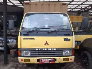 Jual bekas COLT DSL DOUBLE 2000 BOX BINTANG MOTOR,lokasi di 