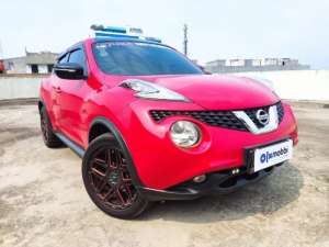 Jual bekas DP Rendah Nissan Juke 1.5 Bensin-AT 2017 KMR,lokasi di 