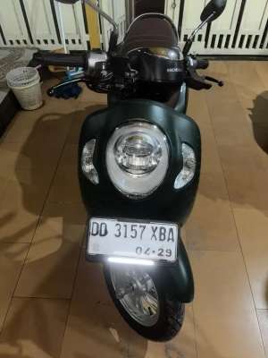 Jual Scoopy 2024 lokasi di Rappocini, tersedia melalui melalui situs Olx