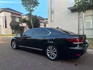 Lexus LS460L 2014 Bensin , tersedia melalui melalui situs Olx