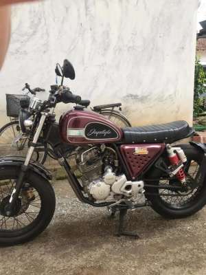 Jual bekas Motor custom japstyle basic scorpio 225cc,lokasi di Karangan
