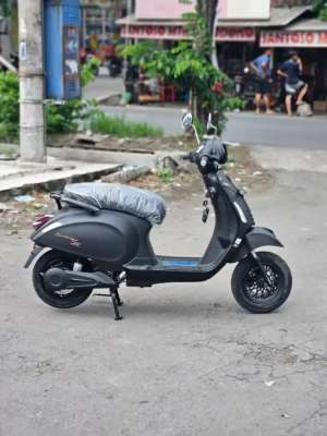 MOTOR LISTRIK TERBARU EXOTIC SPRINTER AT LIMITED EDITION lokasi di Waru, tersedia melalui melalui situs Olx