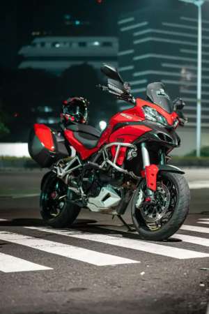 MULTISTRADA 1200 lokasi di Cinere, tersedia melalui melalui situs Olx