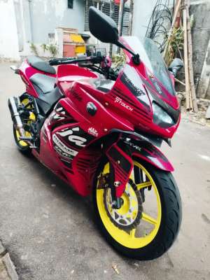 NINJA 250 KARBU GEN 1 lokasi di Palmerah, tersedia melalui melalui situs Olx