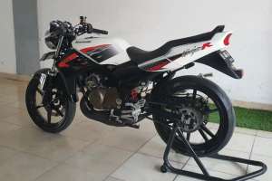 Ninja R full mods 2011 lokasi di Kedamaian, tersedia melalui melalui situs Olx