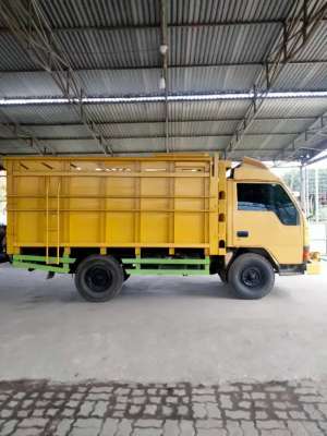 Jual bekas PS 100 engkel Bak EX box,lokasi di 