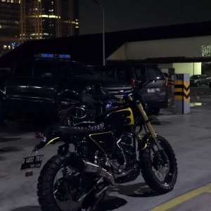 Jual bekas Scorpio custom Big Tracker,lokasi di Pasar Rebo