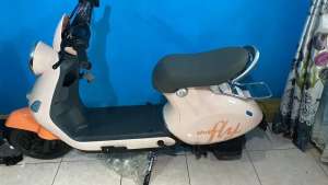 Sepeda listrik uwinfly T60 lokasi di Kiaracondong, tersedia melalui melalui situs Olx