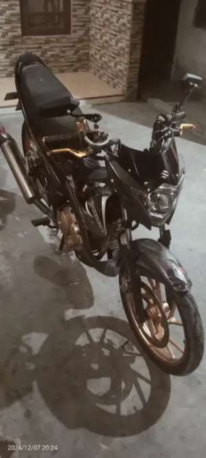 Suzuki satria f 150 lokasi di Tarub, tersedia melalui melalui situs Olx