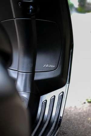 VESPA SPRINT 150 NOTTE EDITION lokasi di Mampang Prapatan, tersedia melalui melalui situs Olx