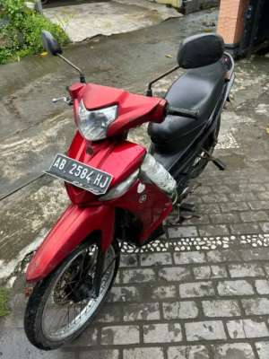 Jual bekas Yamaha Vega ZR thn 2010 plat AB Bantul,lokasi di Banguntapan