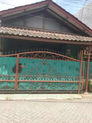 Di jual rumah di poris indah cipondoh tanggerang lokasi di Cipondoh, tersedia melalui melalui situs Olx