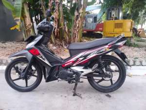 Dijual Honda supra x 125 thn 2015 mulus komplit pajak panjang lokasi di Cengkareng, tersedia melalui melalui situs Olx