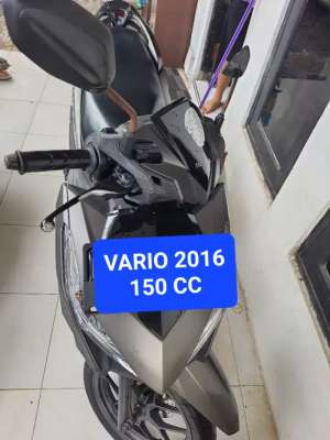Dijual Sepeda Motor Honda VARIO 150 CC. PLAT DH. AMAN SEMUA. MESIN OK lokasi di Oebobo, tersedia melalui melalui situs Olx