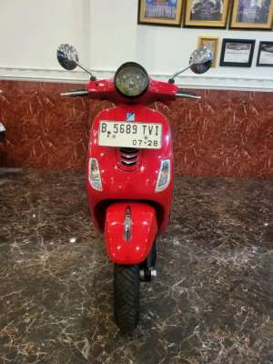 Jual bekas DP 500K PIAGGIO VESPA LX125 2019,lokasi di Makasar
