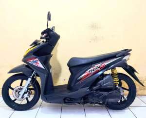 Jual bekas Honda Beat Fi ESP Tahun 2015,lokasi di Antapani (Cicadas)
