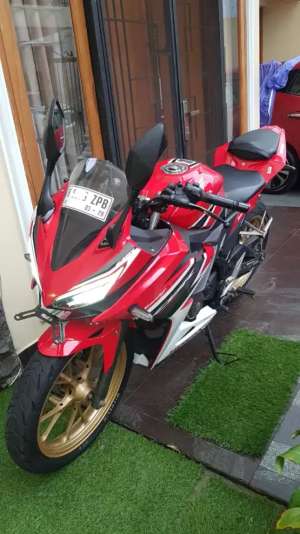 Honda CBR 150 2019 lokasi di Jagakarsa, tersedia melalui melalui situs Olx