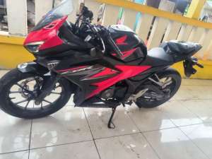 Jual bekas Honda CBR 150 R,lokasi di Neglasari