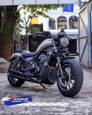 Jual bekas Honda Rebel Nik 2017 Custom Exhaust Full Paper Special Price,lokasi di Mampang Prapatan