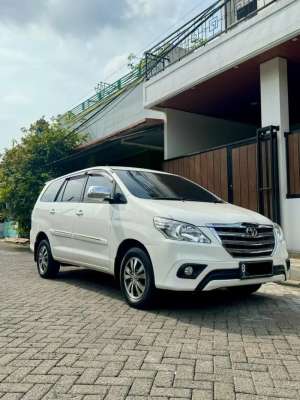 Jual bekas Innova G Diesel Manual Km 40rbTh 2015,lokasi di 