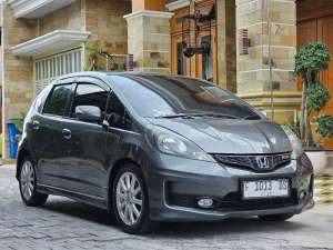 Jual bekas Jazz RS Matic 2013 Good Condition,lokasi di 