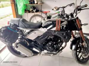 Jual motor butuh cepat sm sport model sm master 200 lokasi di Cicurug, tersedia melalui melalui situs Olx