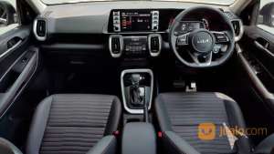 Kia Sonet 1.5 AT 2022 Hitam , tersedia melalui melalui situs Jualo