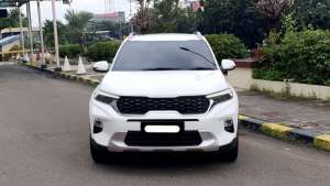 Jual bekas Kia Sonet Premiere iVT 2022 putih premier km 20rb sunroof,lokasi di DKI Jakarta