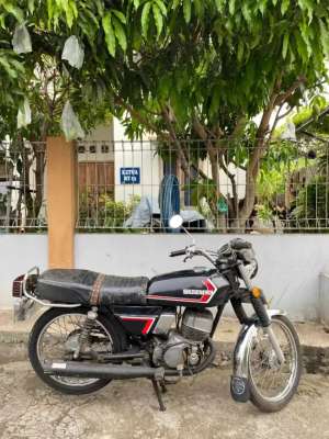 Motor Suzuki 2tak lokasi di Muntilan, tersedia melalui melalui situs Olx