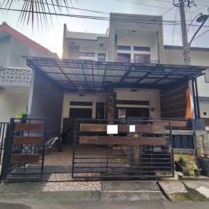 Rumah 2 Lt Bisa Nego 9 Mnt ke Pamulang Square Dibantu KPR J-27983 lokasi di Pamulang, tersedia melalui melalui situs Olx