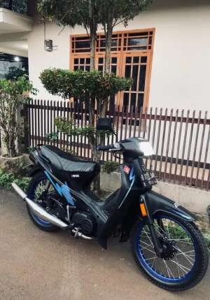 Suzuki cyrstal 110cc restorasi lokasi di Subang, tersedia melalui melalui situs Olx