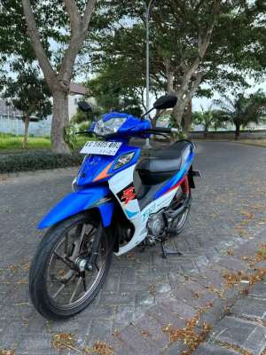 Suzuki Shogun SP FL 2007 Biru Putih Istimewa lokasi di Banyuwangi, tersedia melalui melalui situs Olx