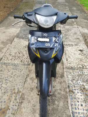 Suzuki smash new 110 lokasi di Ilir Barat I, tersedia melalui melalui situs Olx