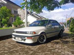 Jual bekas Toyota Corolla Twincam 1.6 SE Limited Good Condition,lokasi di 