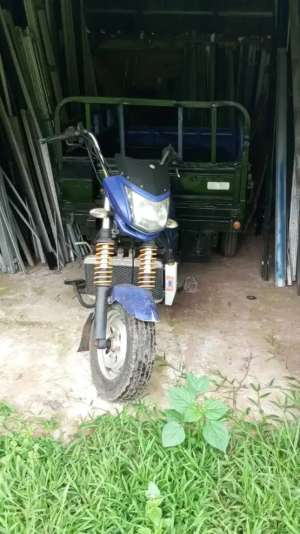 Viar V20RL mulus terawat siap kerja mesin halus lokasi di Sawah Besar, tersedia melalui melalui situs Olx