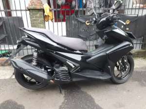 Yamaha Aerox tahun 2019 lokasi di Pamulang, tersedia melalui melalui situs Olx