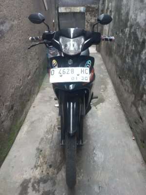 Jual bekas yamaha vega zr 2010,lokasi di Batununggal