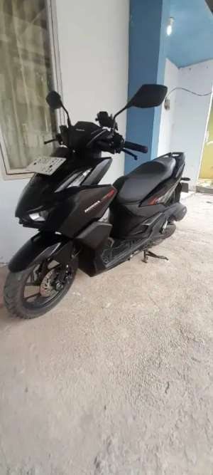 DIJUAL BU HONDA VARIO 160cc lokasi di Klapanunggal, tersedia melalui melalui situs Olx