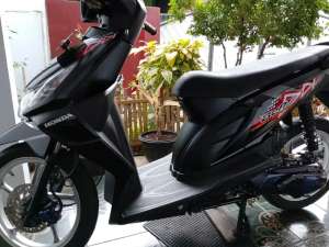 Honda Beat cw Karbu 2011 lokasi di Tarogong Kidul, tersedia melalui melalui situs Olx