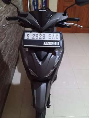 Honda Beat Deluxe 2023 lokasi di Jenu, tersedia melalui melalui situs Olx