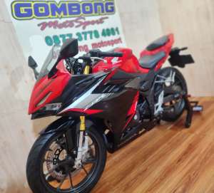 Jual bekas HONDA CBR 150 2021 . ALL NEW CBR 150R mulus,lokasi di Cikarang Selatan